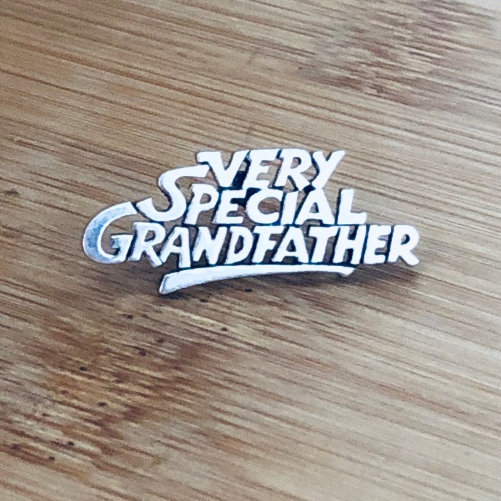 $48  James Avery Designer Retired Estate Tie Tack   Marked COPYRIGHT AVERY STER